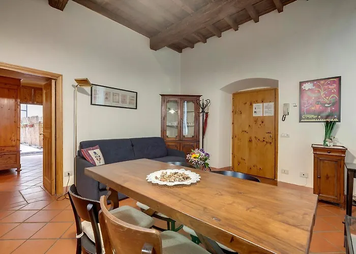 Dafne Apartment By Mamo Florence
